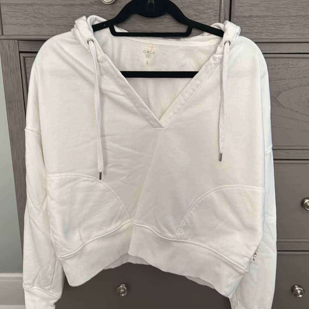 Calia white cropped hoodie - size small
New without tags